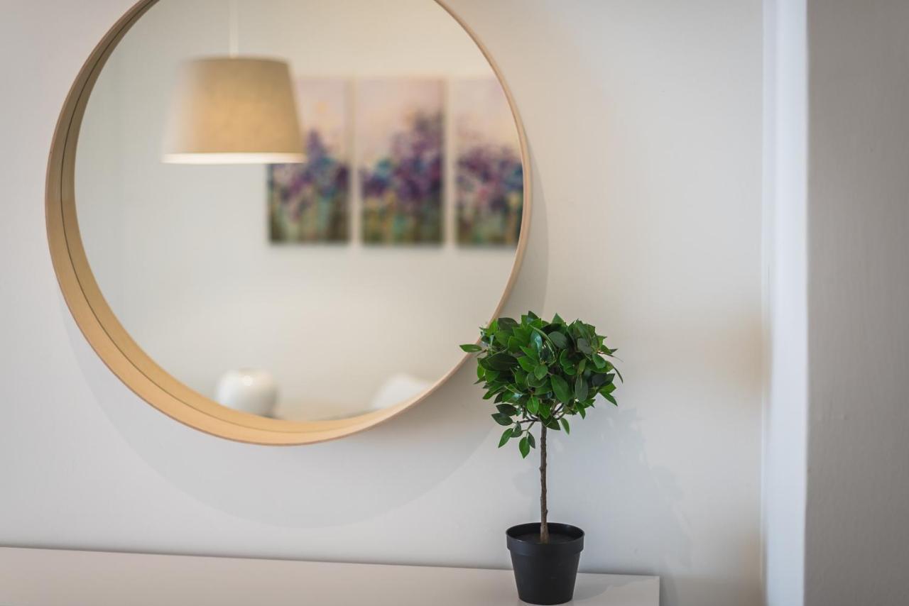 Cozy And Fresh Apt Close To Metro 아테네 외부 사진